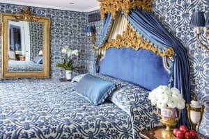 UNIWORLD Boutique River Cruises SS Maria Theresa Accommodation Royal Suite 3.jpg